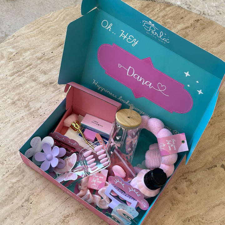Personalized Lady Box – A Feminine Gift Full of Beautiful Details